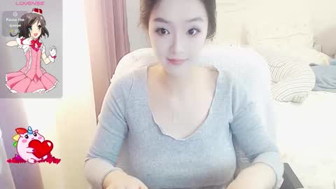 Lily online show from 10.24.25