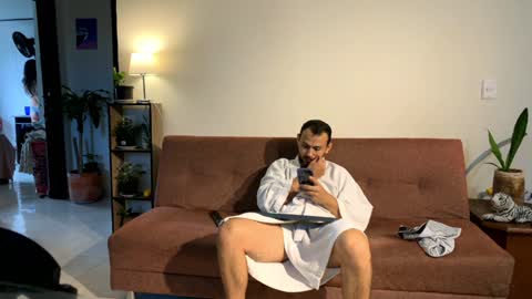 FELIPE  CAMILA ADAMS     online show from 01.28.25