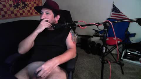 Snapshot of asanator101 chatting on 09.11.25 devilPup75 online show from 09.11.25