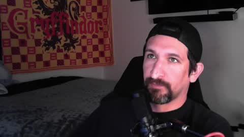 Snapshot of asanator101 chatting on 09.18.25 devilPup75 online show from 09.18.25