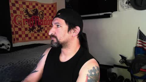 Snapshot of asanator101 chatting on 09.25.25 devilPup75 online show from 09.25.25