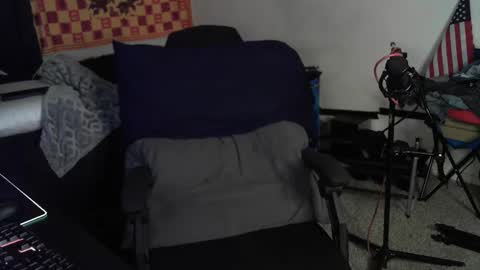 Snapshot of asanator101 chatting on 10.15.25 devilPup75 online show from 10.15.25