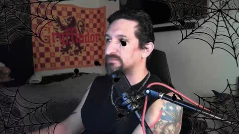 Snapshot of asanator101 chatting on 10.17.25 devilPup75 online show from 10.17.25