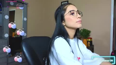 Snapshot of asenaesmee chatting on 02.08.25 Asena online show from 02.08.25