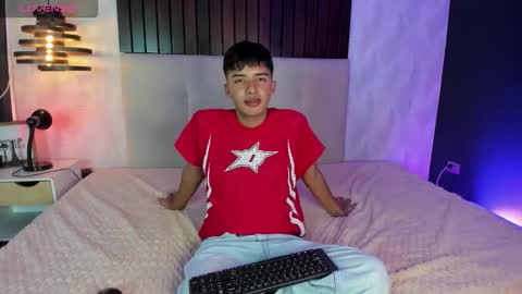 ash_russell online show from 01.05.26