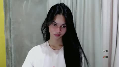 Snapshot of ash_sexdoll chatting on 12.08.24 ASH online show from 12.08.24