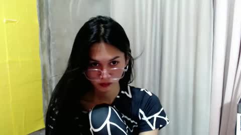 Snapshot of ash_sexdoll chatting on 12.27.24 ASH online show from 12.27.24