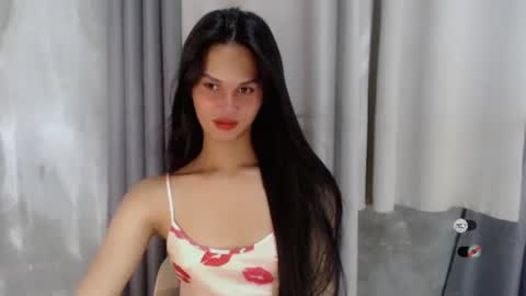 Snapshot of ash_sexdoll chatting on 01.08.25 ASH online show from 01.08.25