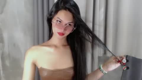 Snapshot of ash_sexdoll chatting on 01.16.25 ASH online show from 01.16.25