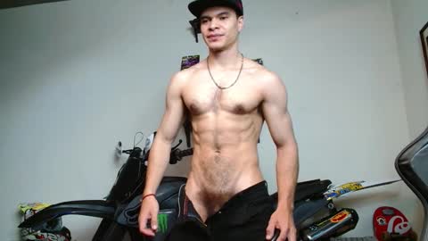 ash_wingrant online show from 12.02.25