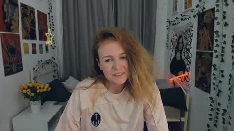 Snapshot of asha_gloom chatting on 10.10.25 Asha online show from 10.10.25