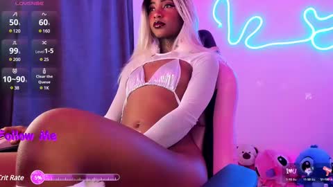 AshantiINDEPENDENT MODEL online show from 03.08.25