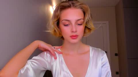 Snapshot of ashbunny_ chatting on 02.22.25 your pretty Ashley online show from 02.22.25