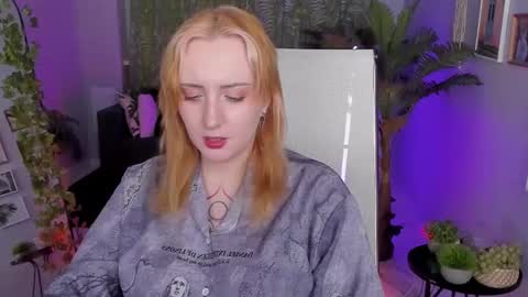 Snapshot of asheluck chatting on 05.07.26 AshleyAshe online show from 05.07.26