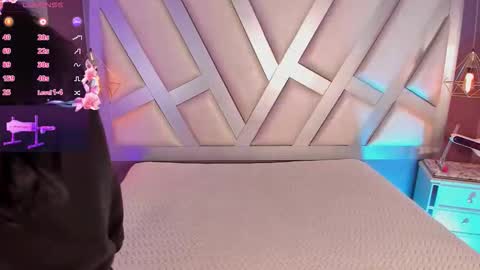 Ashley  online show from 04.28.26