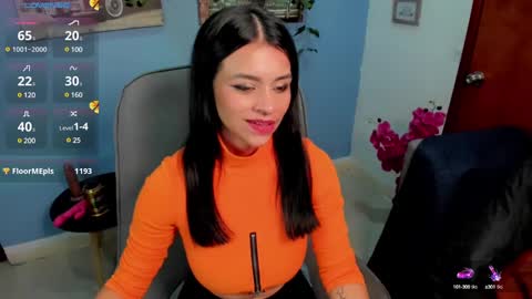 Snapshot of ashleey_johnson chatting on 02.27.25 linda online show from 02.27.25
