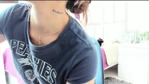 Carolina  online show from 11.02.25