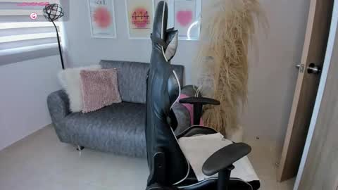 A S H L E Y online show from 09.20.25