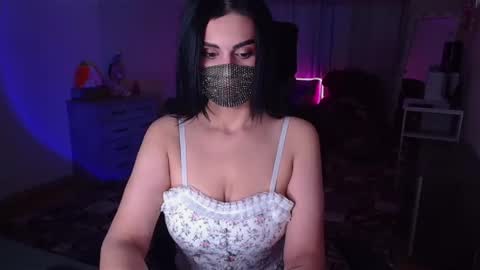   Yasmina   online show from 12.15.24