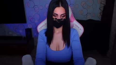   Yasmina   online show from 02.05.26