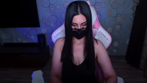 Snapshot of ashley__cooper__ chatting on 07.17.26 Yasmina online show from 07.17.26