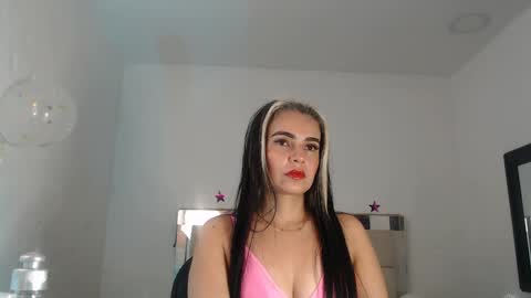 ashley__tylor online show from 01.20.25