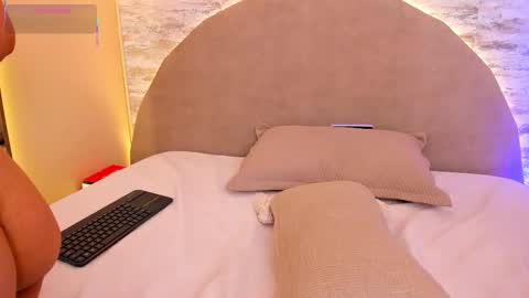 ashley_beaomunt online show from 02.24.26