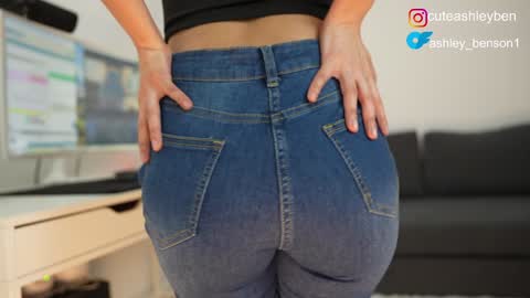 ashley  online show from 12.20.25