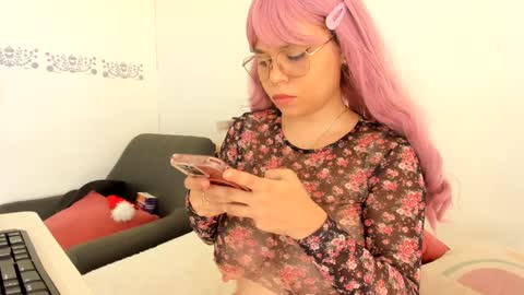 Snapshot of ashley_black6 chatting on 12.11.24 Soy Ash online show from 12.11.24