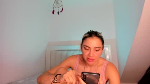 Snapshot of ashley_blair chatting on 12.11.24 ashley_blair online show from 12.11.24