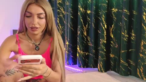 ashley_is_heree online show from 04.10.26