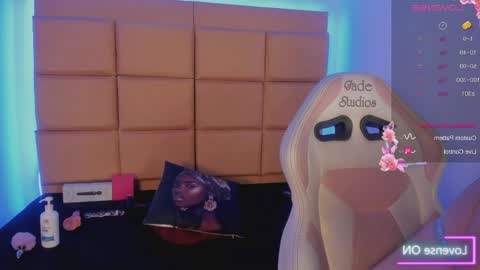 ashley_js online show from 05.31.26