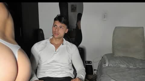 ASHLEY AND TYLER online show from 10.09.25