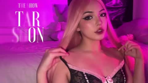 Ashlee Boox   online show from 05.29.26