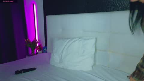 AshleyEtthen online show from 04.16.26