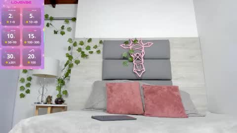 AshleyHill online show from 11.23.25