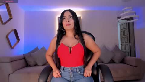 Ashley Jhonson  online show from 10.04.25