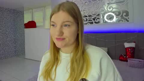 AshleyJonse online show from 12.16.25