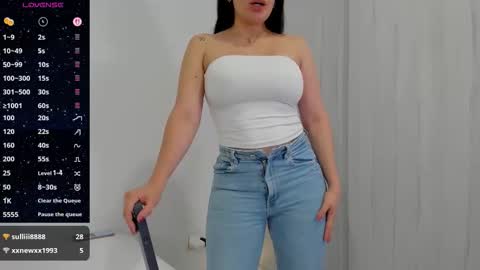 Ashley knight online show from 10.18.25