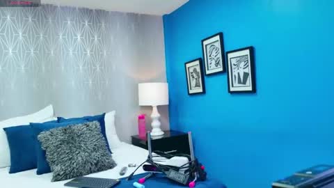 AshleyRoberh online show from 04.08.26