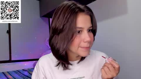 Snapshot of ashleytravis_ chatting on 02.03.25    online show from 02.03.25