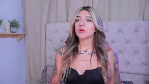 Ashley Lauren online show from 12.16.24