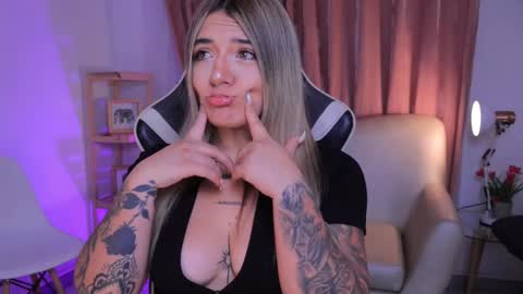 Ashley Lauren online show from 09.18.25