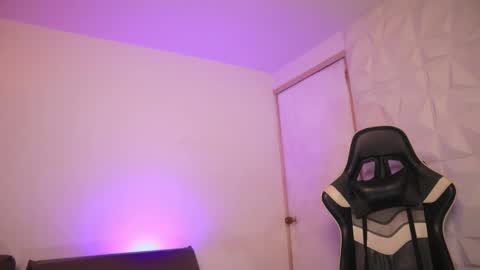 Ashley Lauren online show from 02.13.26