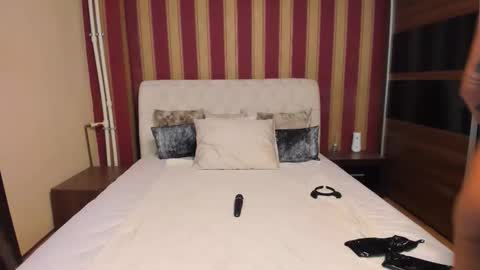 Ashley online show from 09.20.25