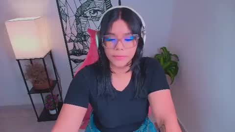 Snapshot of ashleyy18__ chatting on 06.16.26 Ashleyy18 online show from 06.16.26