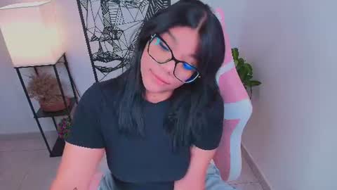 Snapshot of ashleyy18__ chatting on 07.12.26 Ashleyy18 online show from 07.12.26