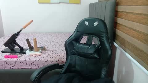 Snapshot of ashly88 chatting on 12.31.24 ashly online show from 12.31.24