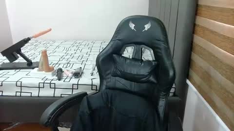 Snapshot of ashly88 chatting on 01.27.25 ashly online show from 01.27.25