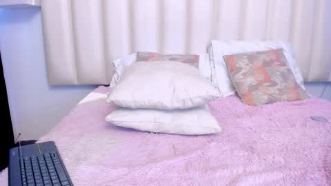 Ashly online show from 04.06.26